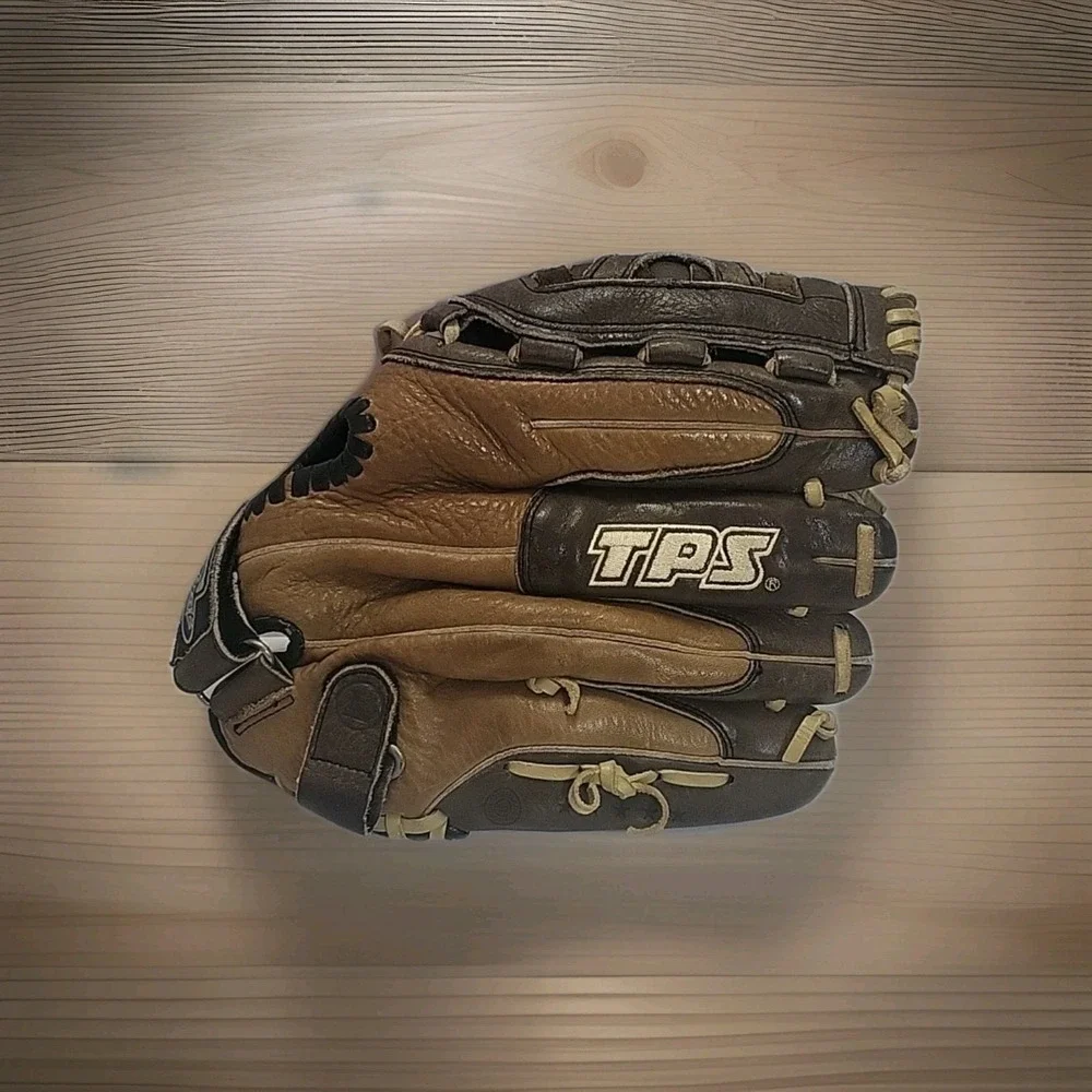 Louisville Slugger TPS Catalyst Series Baseball Softball Glove 12